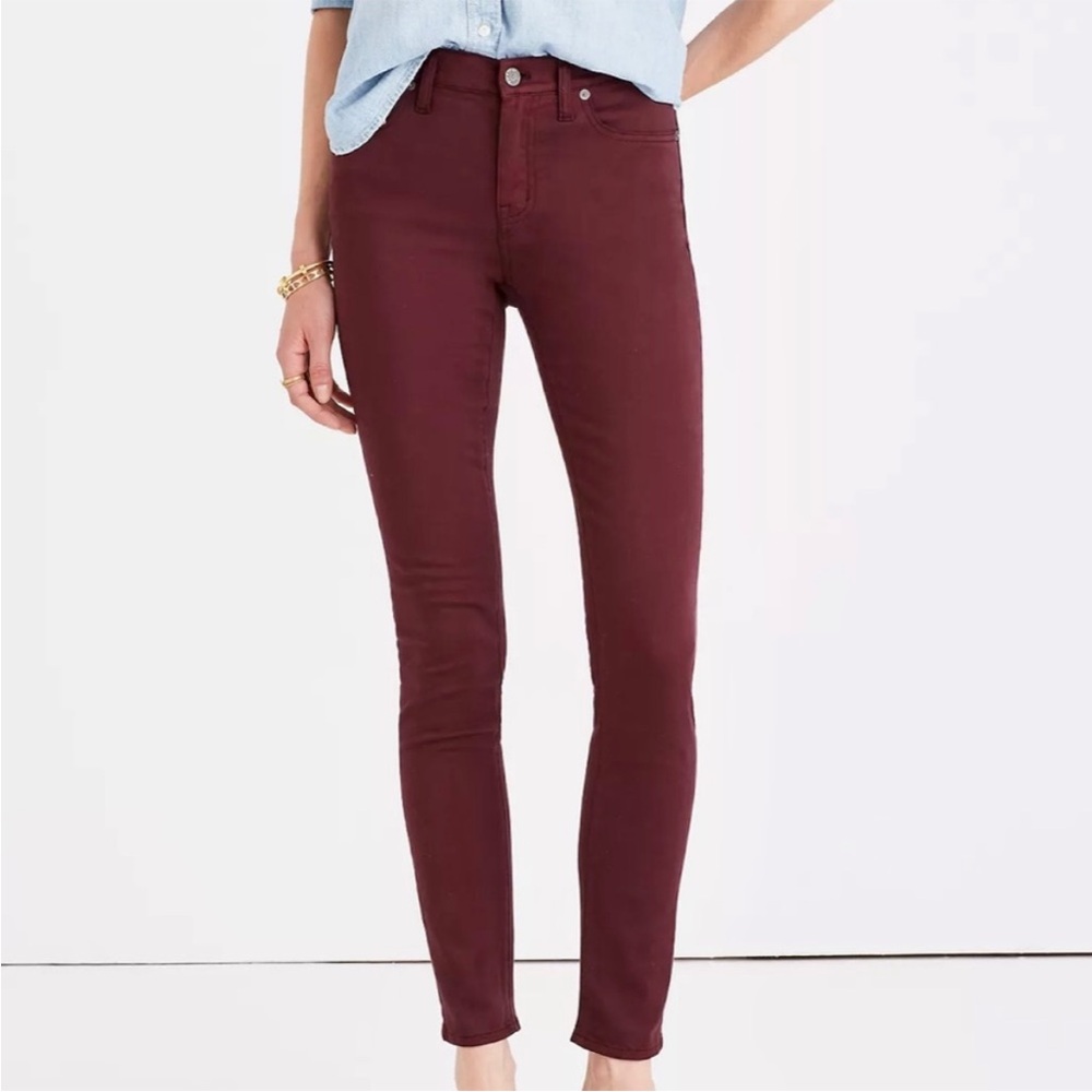 Madewell 10" High-Rise Skinny Sateen Jeans
Burgundy Red Size 27
